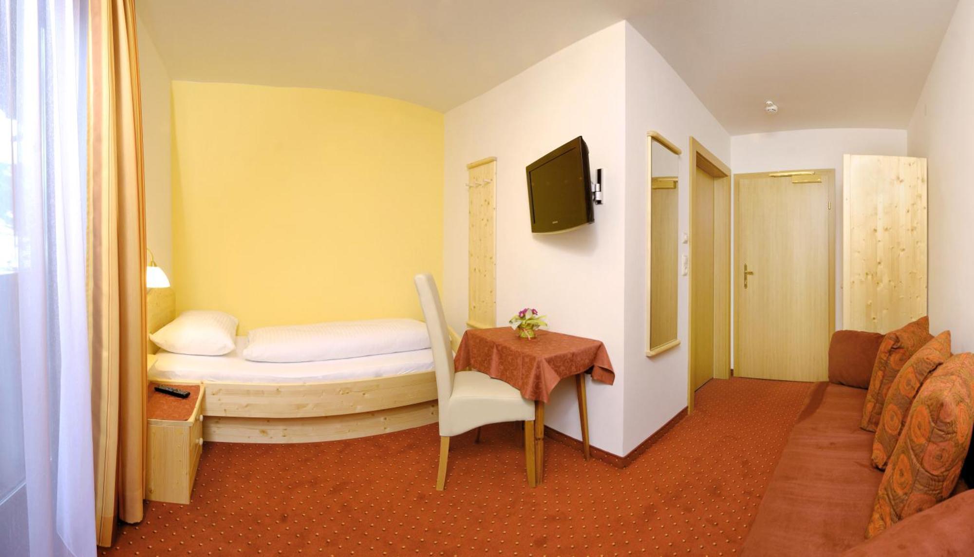 Hotel Platzwirt Rauris Exterior photo