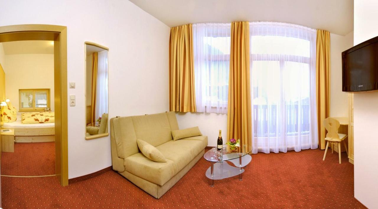 Hotel Platzwirt Rauris Exterior photo